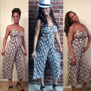 ✨✨BRAND NEW SNAKE PRINT JUMPSUIT